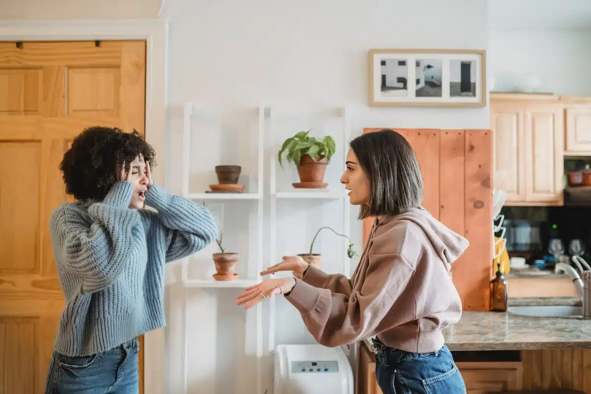 Les solutions à envisager lorsque le conjoint refuse de vendre la maison